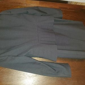 CALVIN KLEIN SUIT GRAY SIZE 6